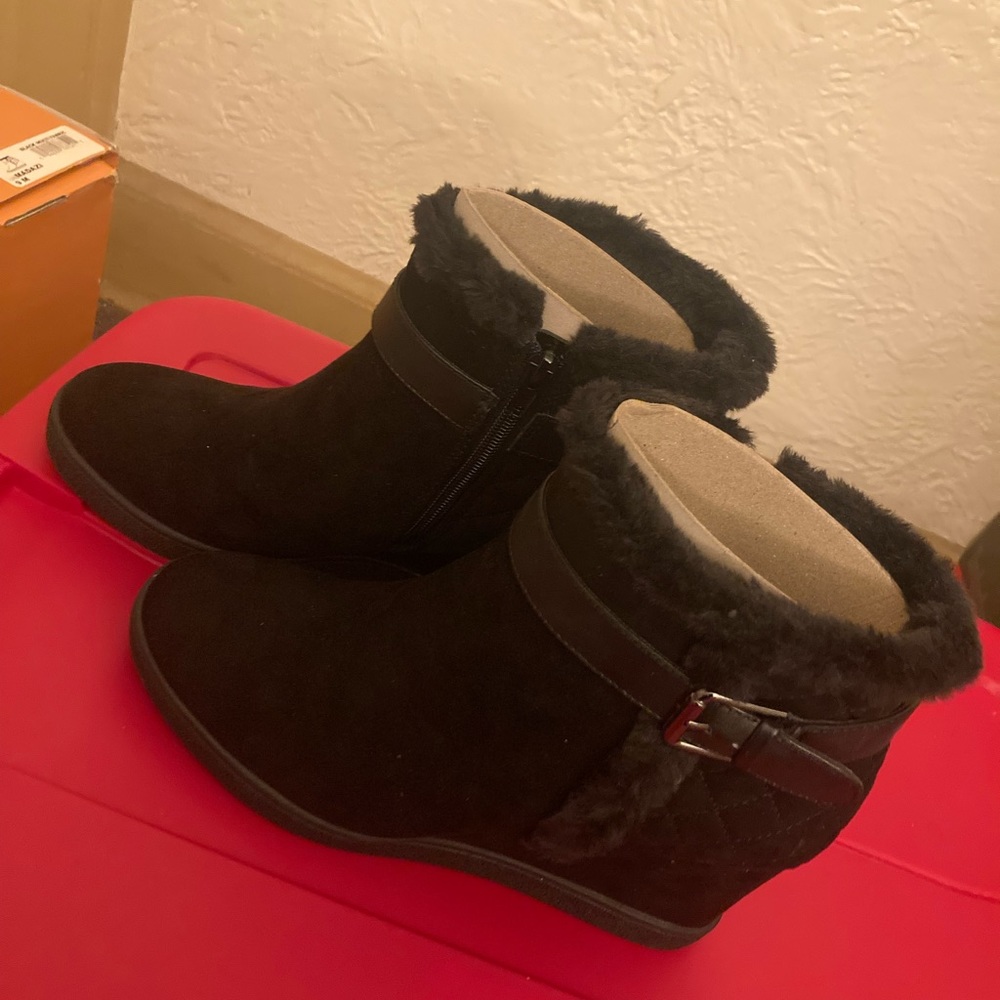 Unisa Madazi boots